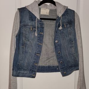 Denim jacket w/ Sweatshirt sleeves